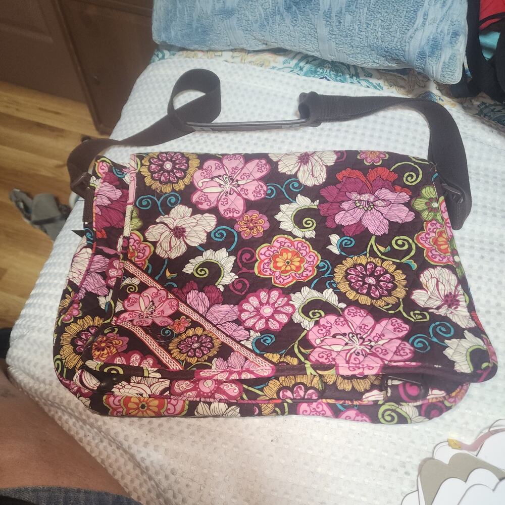 VERA BRADLEY GUC XL MOD FLORAL MESSINGER BAG CROSSBODY